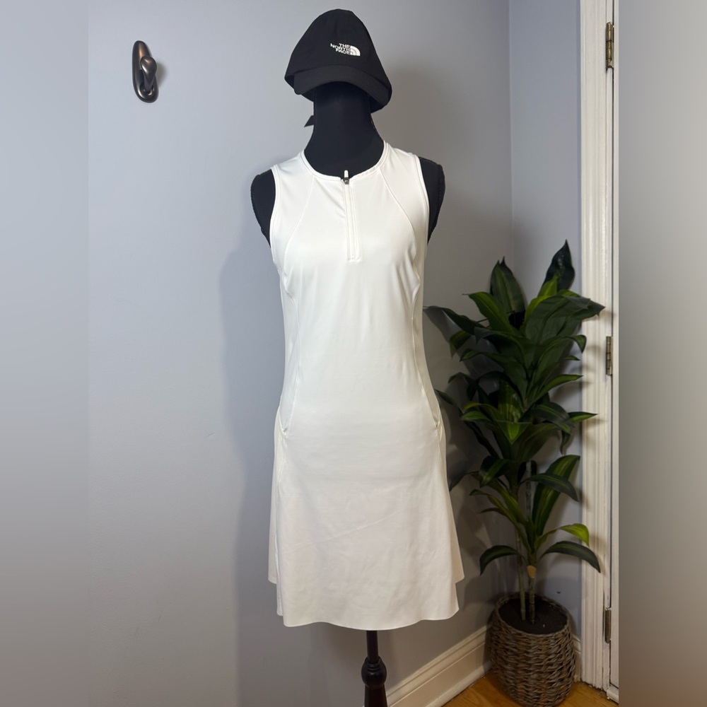 Athleta White Sleeveless Mock Neck Sheath Dress